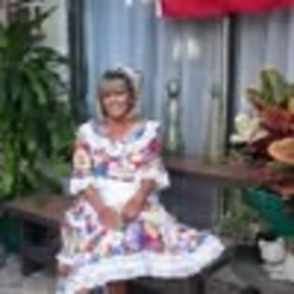 Meet your Posher, Isabel